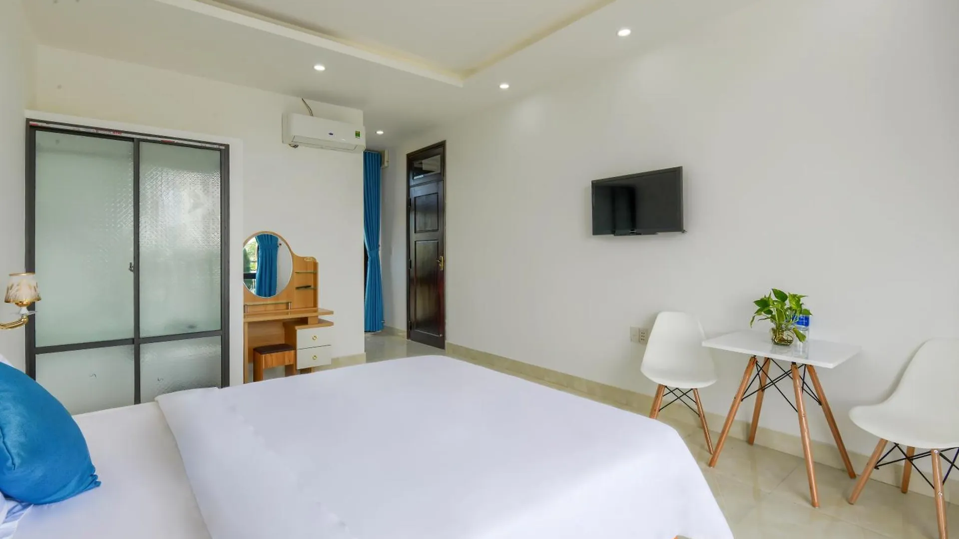 Gio Chieu Homestay - Riverside & Swimming Pool هوي ان